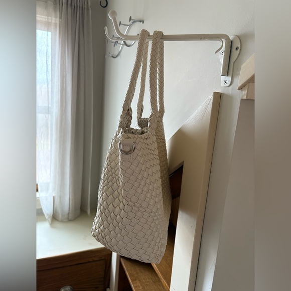 White Woven Tote Bag - Picture 2 of 7